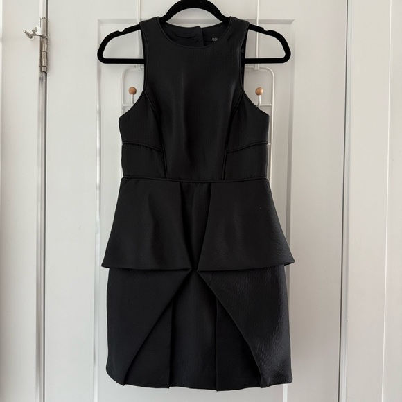 Tibi black Simona structured origami mini dress - size 0 (XS) - Picture 3 of 5